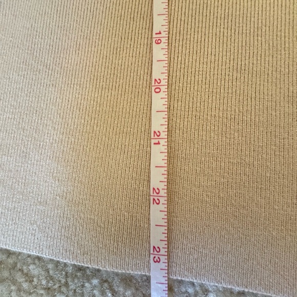 Sachin + Babi Tan Embellished sleeveless turtleneck sweater size S - Picture 7 of 7